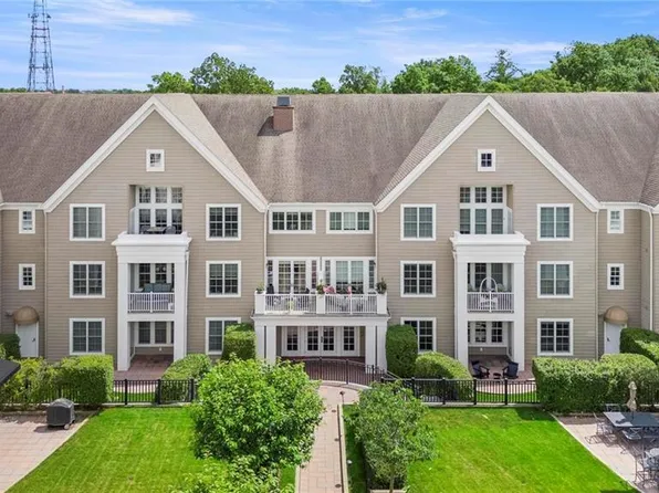 77 Havemeyer Lane #324, Stamford, CT 06902