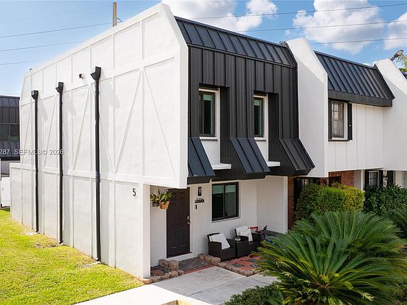2nd image of 5555 Ludlam Rd #46