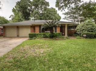 6222 Lindyann Ln, Houston, TX 77008