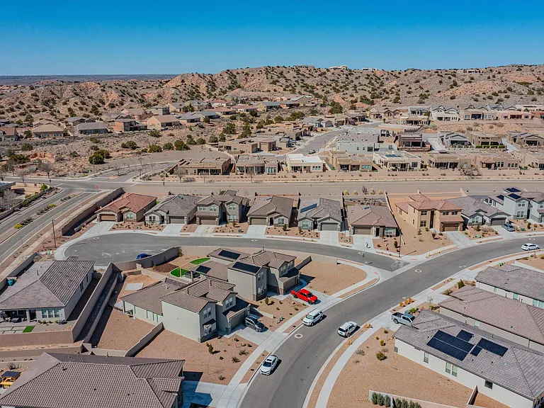 5950 Las Vacas Ct NE — Photo 8