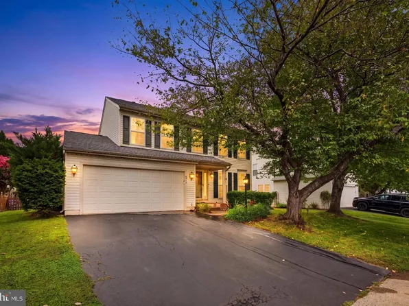 6912 Susquehanna Rd, Gainesville, VA 20155