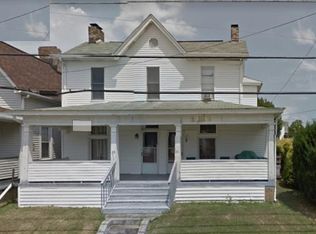 26 Homestead Ave, Scottdale, PA 15683