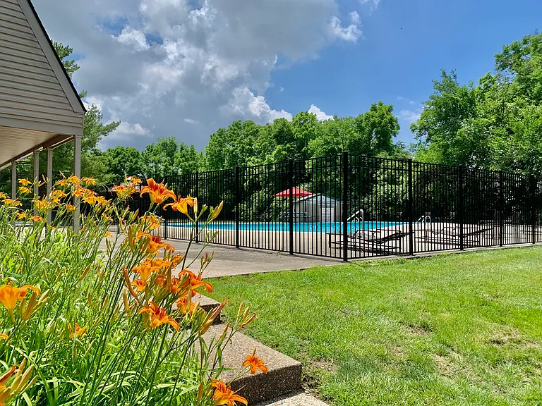 Countrybrook Apartments — Photo 77