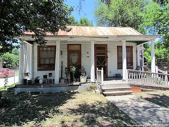 2nd image of 1611 W Mayfield Blvd
