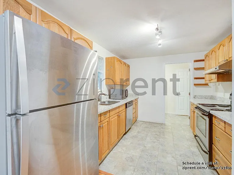 17815 8th Ave NE — Photo 3