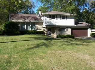 12980 Cardinal Crest Dr, Brookfield, WI 53005