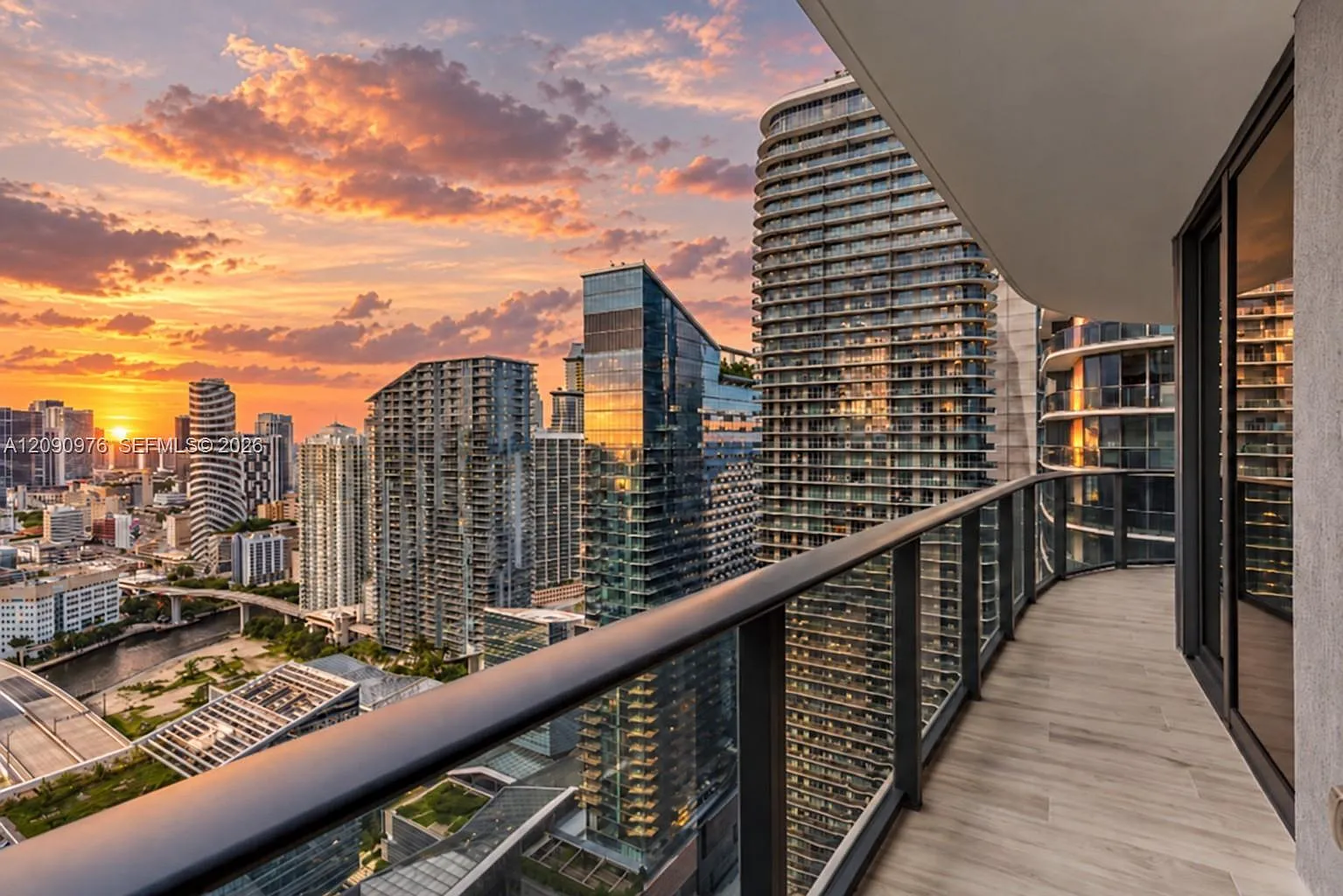 Brickell Heights West Con — Photo 1