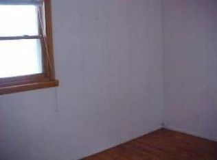 1815 Gilboa Ave, Zion, IL 60099