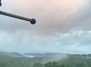 Sudenny Ln W, La follette, TN 37766