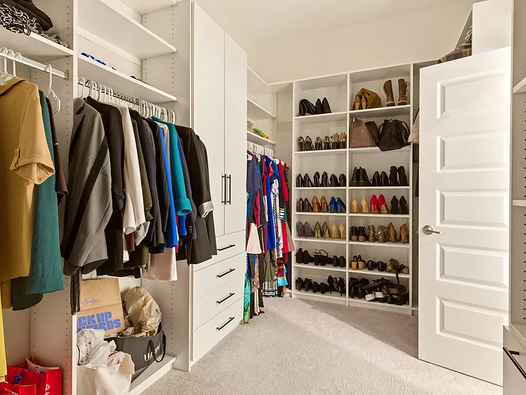 510 Royal Oaks Ln — Photo 21