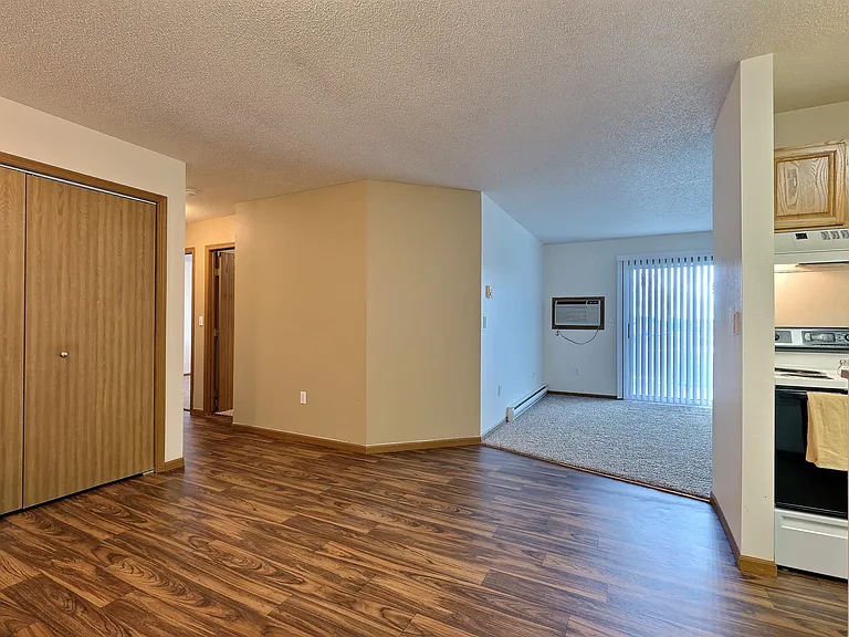 Fargo, ND Flagstone Apartments | Dining
