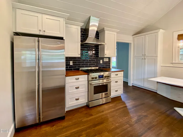 1317 Vickers Ave — Photo 10