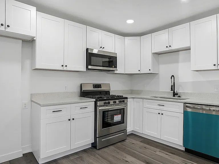 1st image of 2319 Harrison Blvd