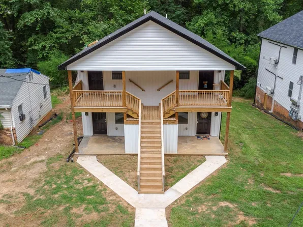 300 Hughes St #302, Danville, VA 24541