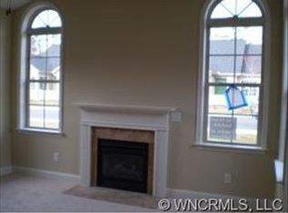 339 Summerfield Pl, Flat Rock, NC 28731