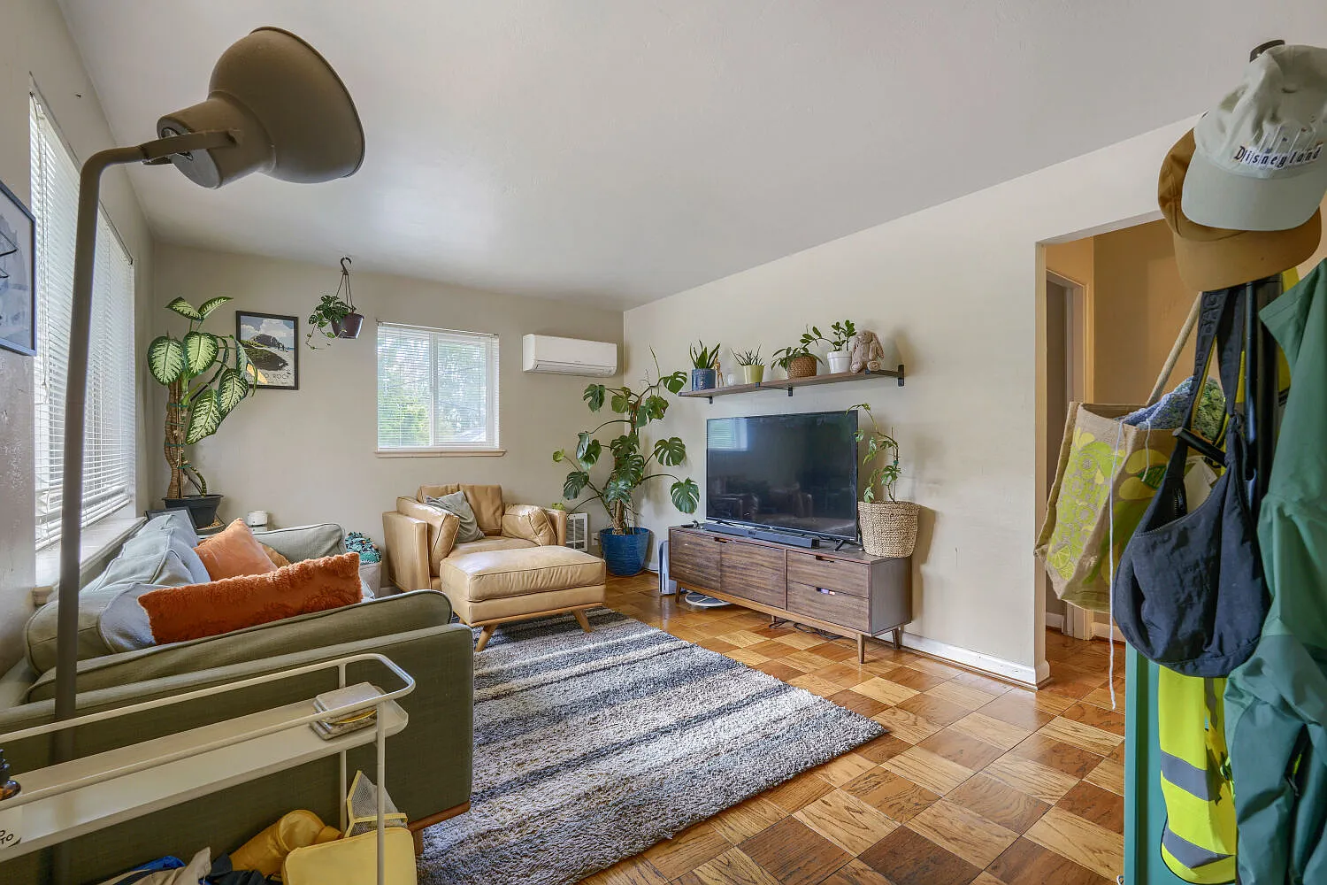 2 bed, $2,200 — Photo 4