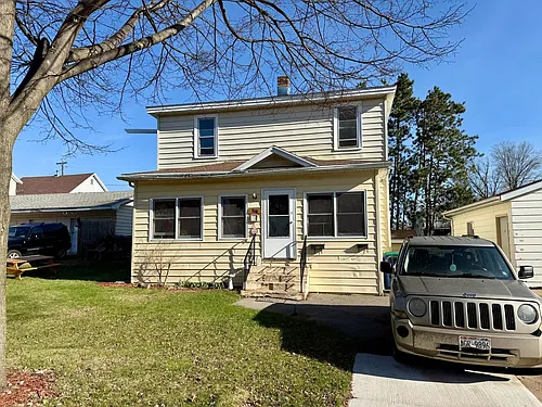 110 Adrian St Photo 1
