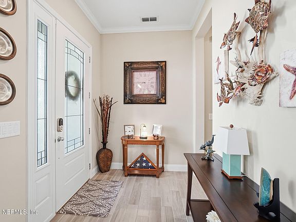 3rd image of 2950 LUCENA Lane