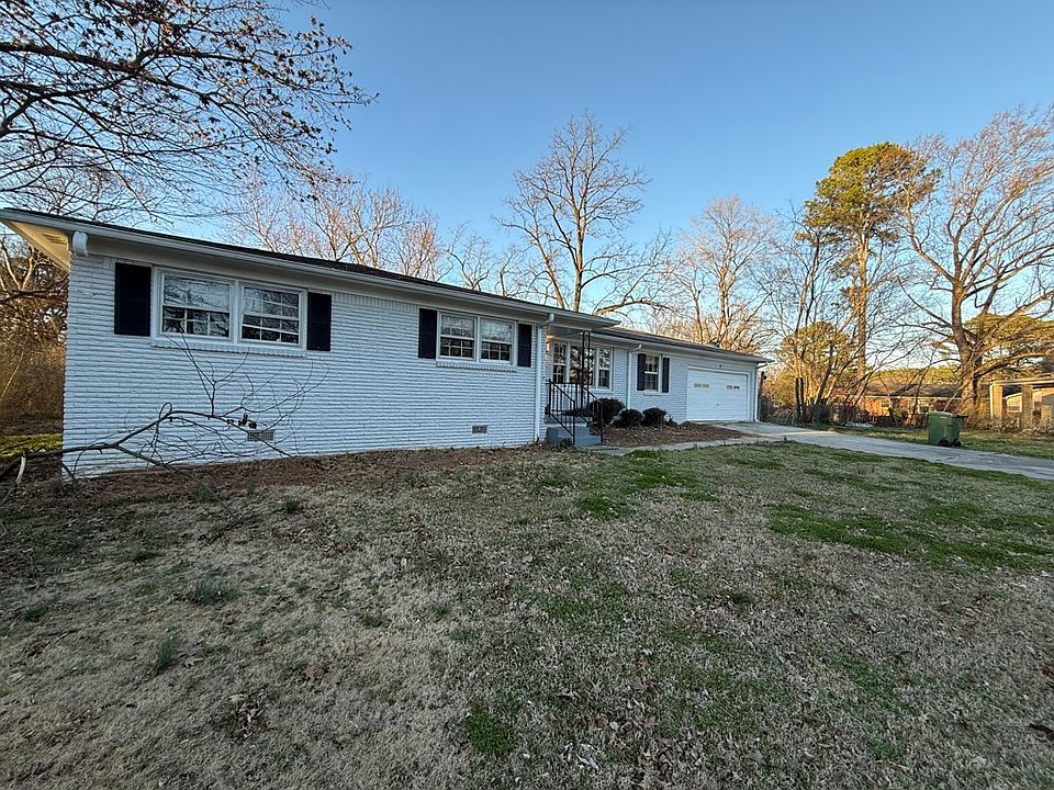 2nd image of 2111 Club View Ct NW