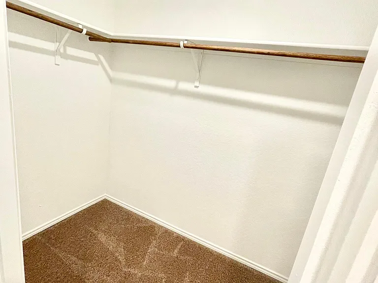 5847 Coahulia Rdg — Photo 9