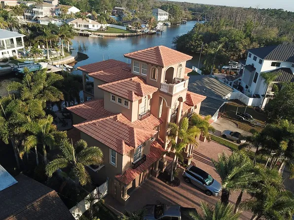 507 Driftwood Dr E, Palm Harbor, FL 34683