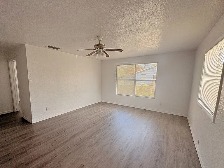 3106 Orient Rd — Photo 3
