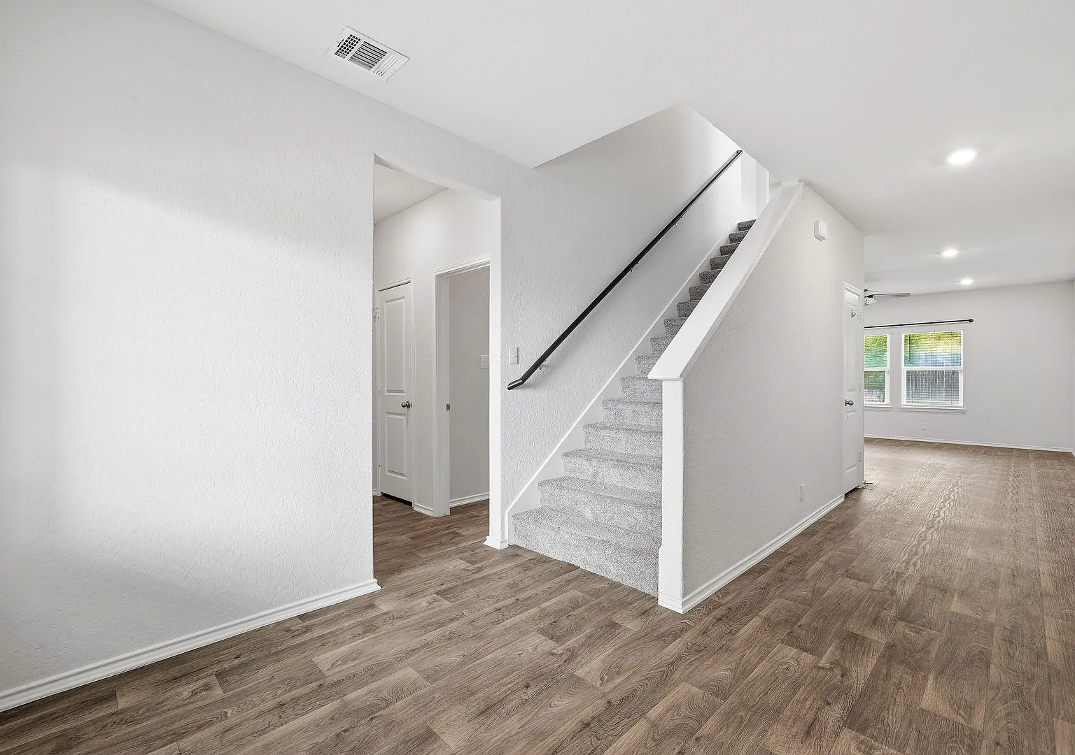 Move-In Special: One Week Free Two-Story Home Near Lackland Afb With Loft & No Rear Neighbors — Photo 3