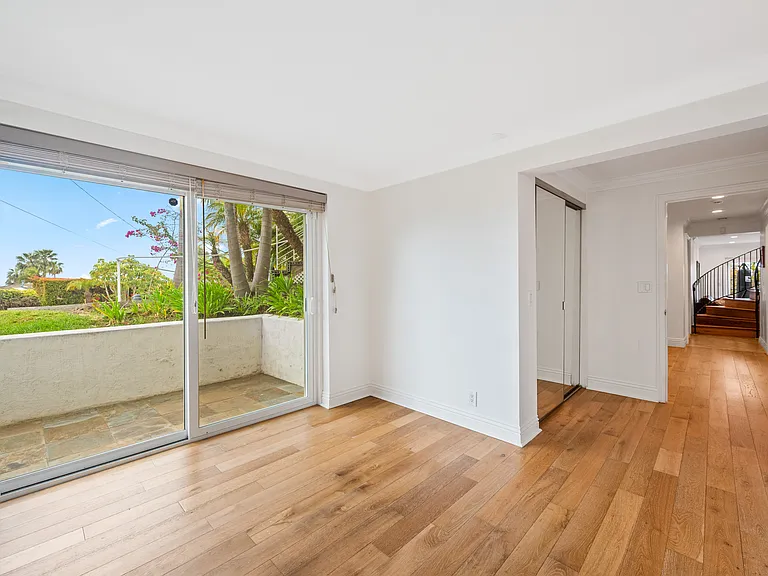 5662 Ladybird Ln — Photo 23
