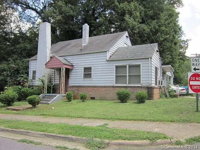 1st image of 437 W Sharpe St