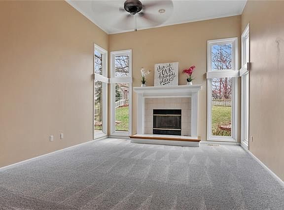 5th image of 7653 N Pomona Pl