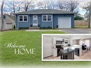 201 Center Dr, Brick, NJ 08724