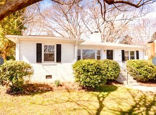 1207 Briarcliff Rd, Greensboro, NC 27408