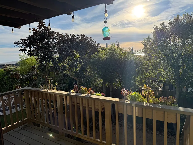 883 Acapulco St — Photo 18