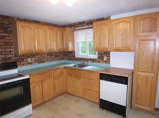 2nd image of 5 Greenwood Ave
