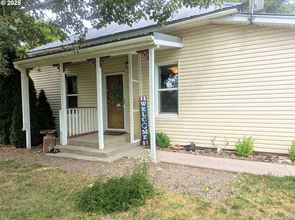 460 7th St, Imbler, OR 97841