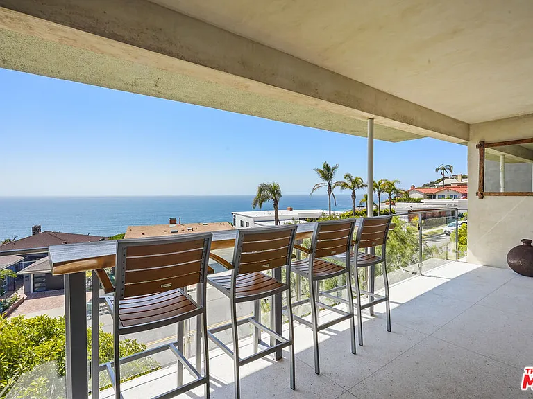 18101 Coastline Dr — Photo 14