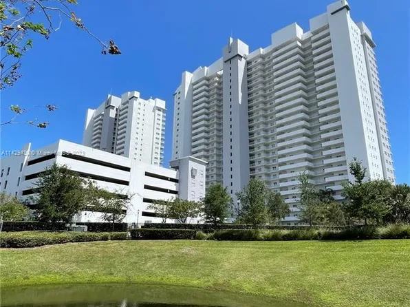 14951 Royal Oaks Ln APT 1905, North Miami, FL 33181