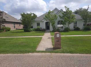 102 Stone Hill Rd, Lafayette, LA 70508