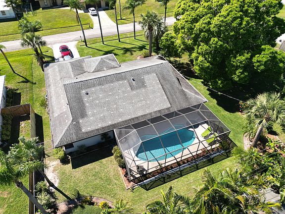 4th image of 1191 SE Proctor Lane