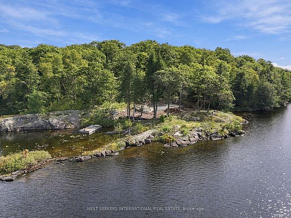 2nd image of 44 Bell Lake Rd
