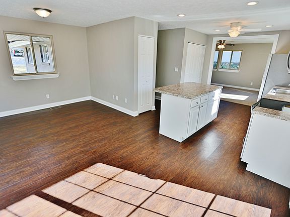 4th image of 2548 Marigold Dr