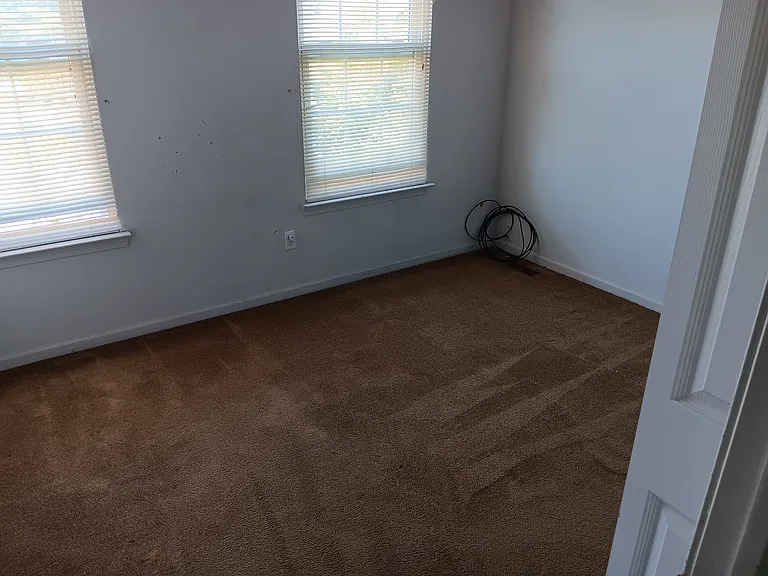 3354 Turnberry Ln — Photo 12