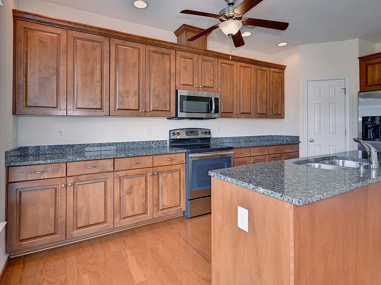 4688 Yeardley Loop — Photo 15