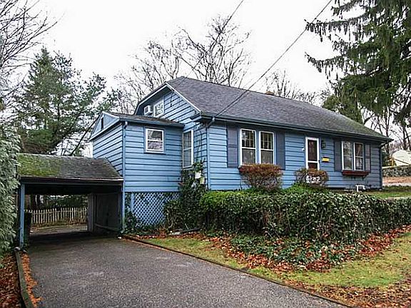 2nd image of 16 Whitford St