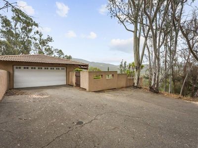 8130 Harmony Grove Rd, Escondido, CA, 92029