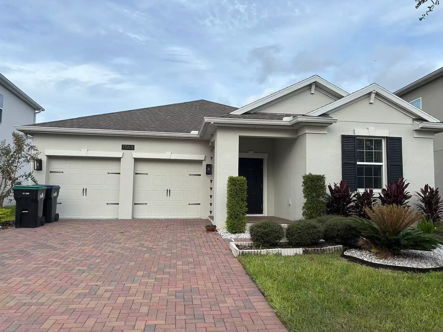 4 bed, 2139 sqft, $2,980 — Photo 1