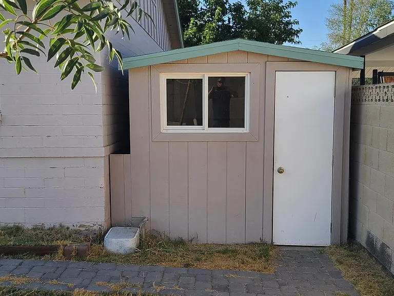 449 E Pierce St — Photo 14