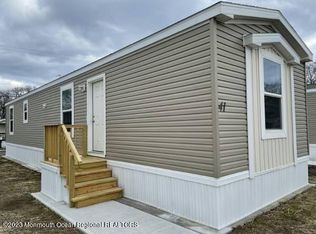 41 Randall Ave, Hazlet, NJ