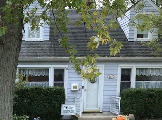 297 Oak St, Glen Ellyn, IL