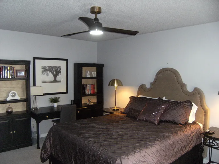 2451 Realm St — Photo 25